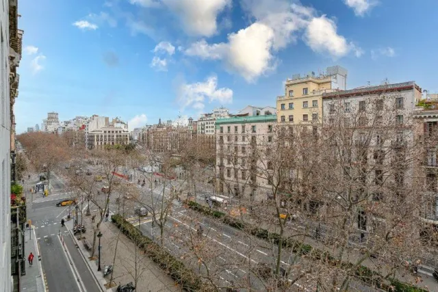 Gran Via-Universitat