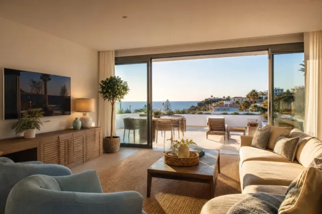 Bright penthouse in Marbella — photo 2