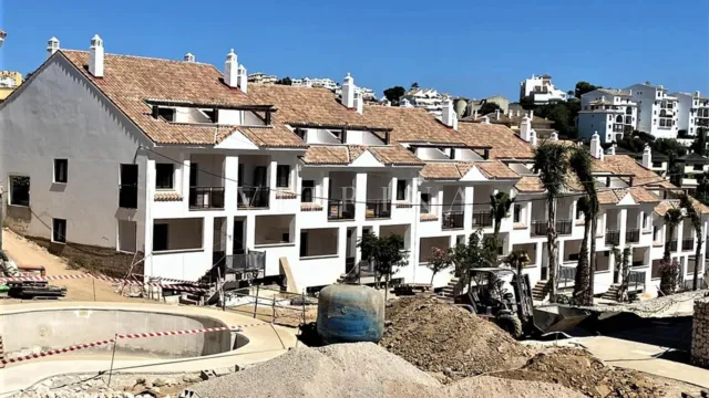 Riviera Homes